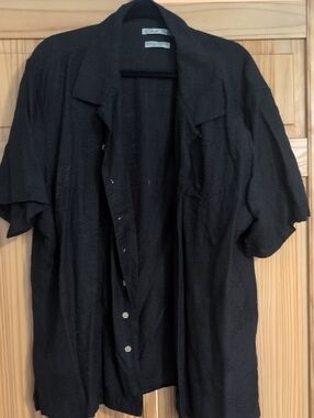 Men's Black Short-Sleeve Lightweight Silk Shirt